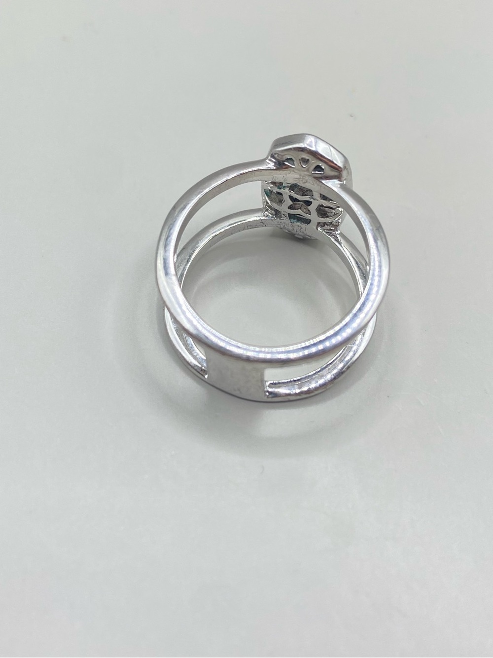 Kendra Scott Elyse Wide Band Ring - Picture 6 of 9